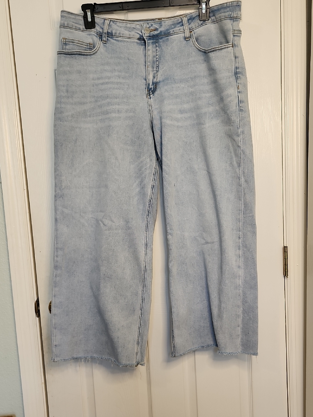 Onesole Light Blue Wide Leg Crop Jeans